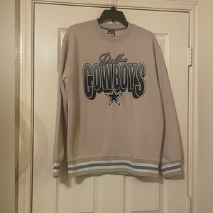 Ultra Game NFL Dallas Cowboys Men’s Beige Crewneck Sweater Size: M